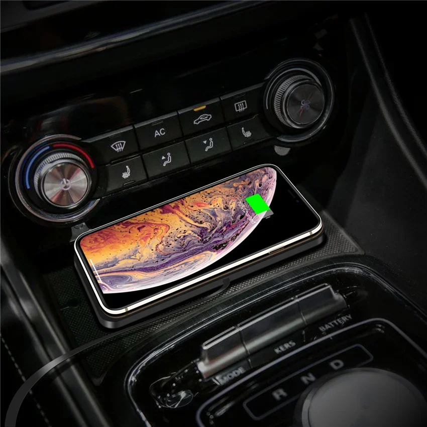 Siliconen Pad Stand Draadloze  - Wireless Car Charger Mount Fast Charging recensie en prijs